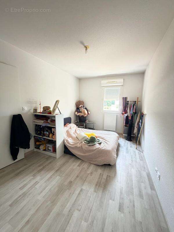 Appartement 1 pièce de 43 m² à Saint-Médard-en-Jalles - photo 3