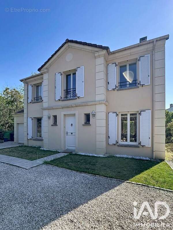 Maison 138 m² à Eragny  - photo 4
