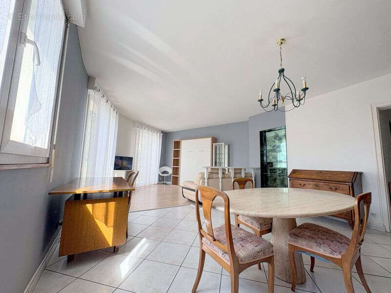 Appartement à DIVONNE-LES-BAINS