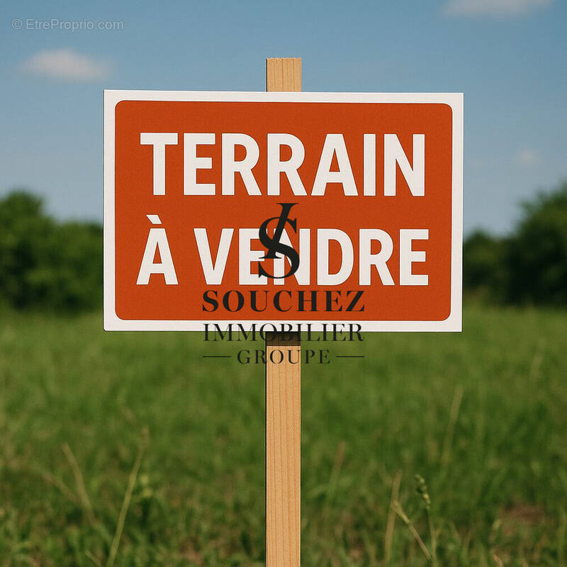 Terrain à SAINT-HILAIRE-COTTES