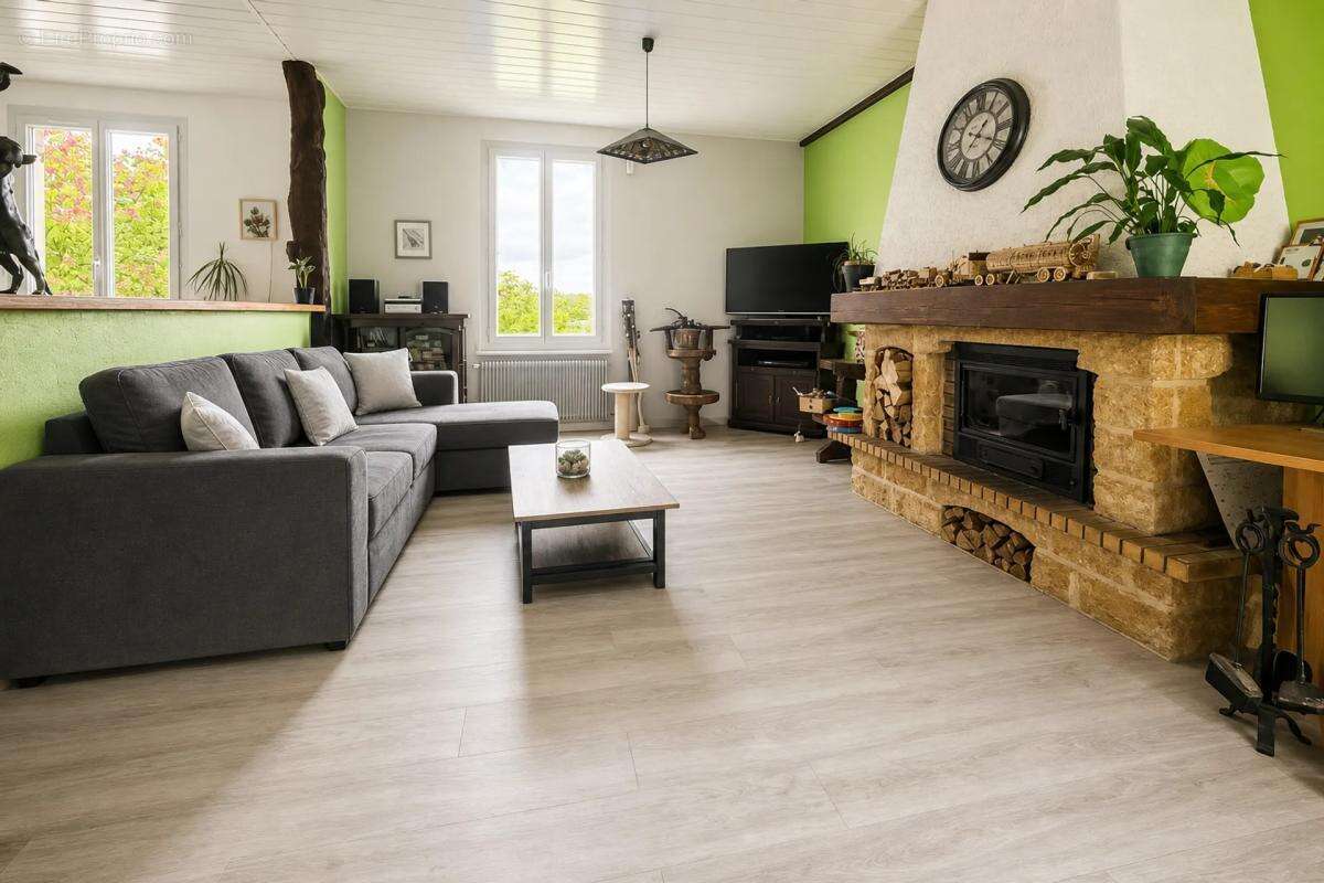 Maison à BILLOM