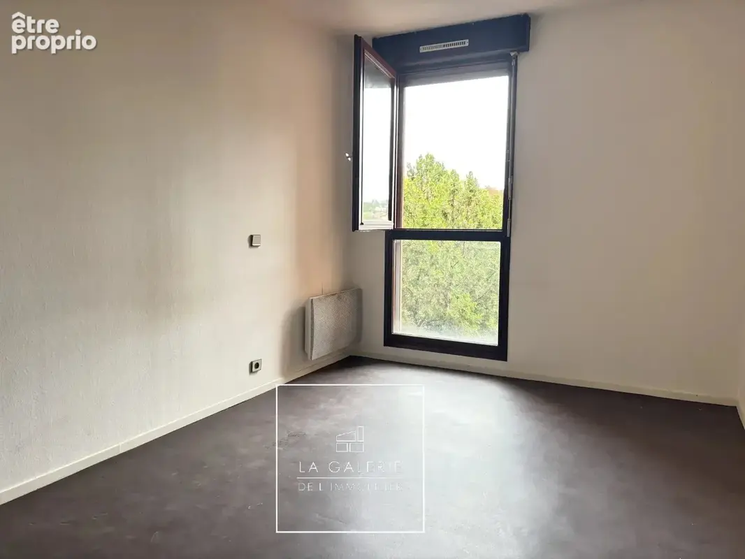 A vendre - t2 pont des demoiselles avec parking - photo 6