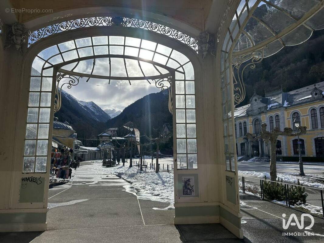 Photo 1 - Commerce à CAUTERETS