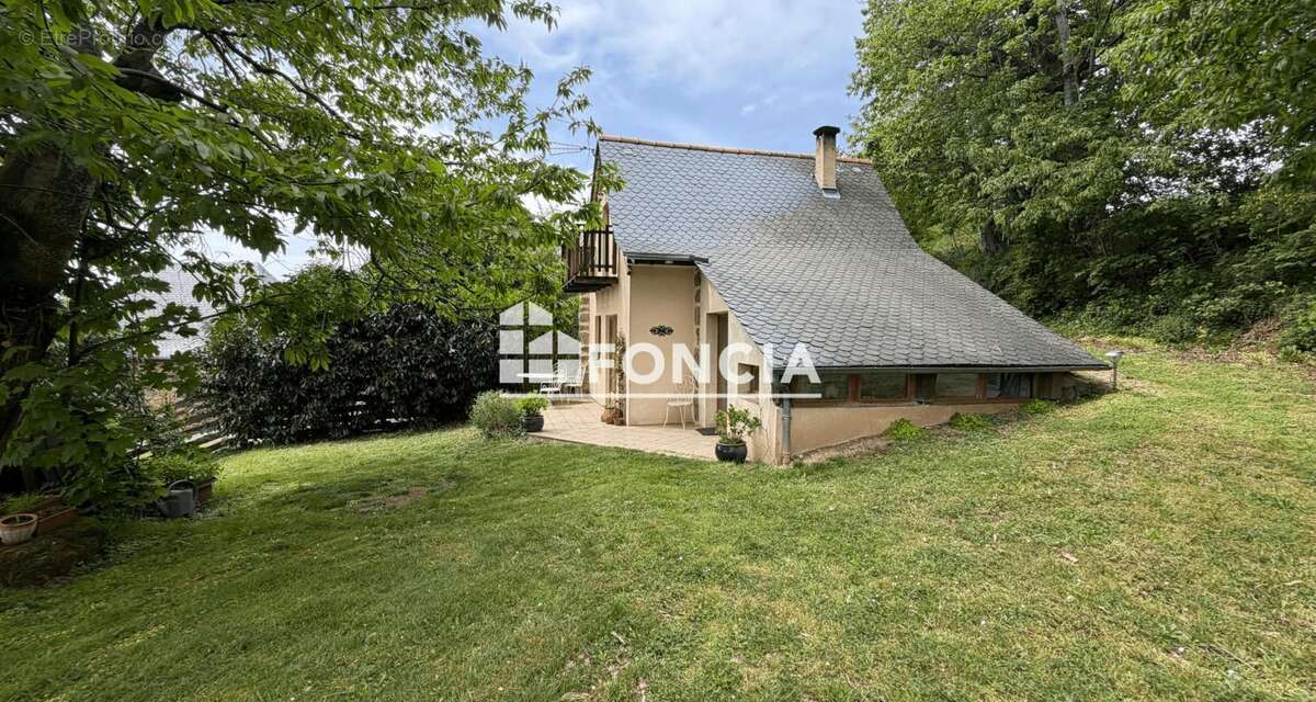 Maison à CLAIRVAUX-D'AVEYRON