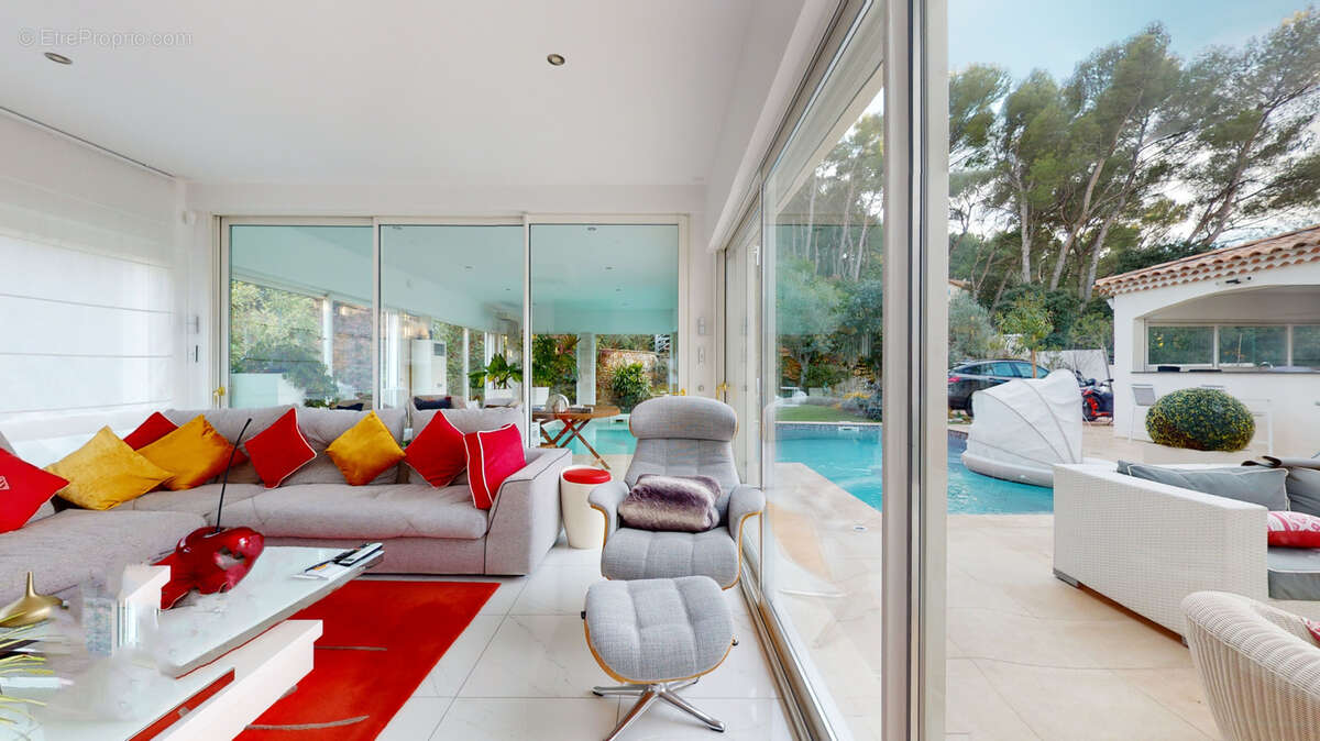 Maison à SEPTEMES-LES-VALLONS