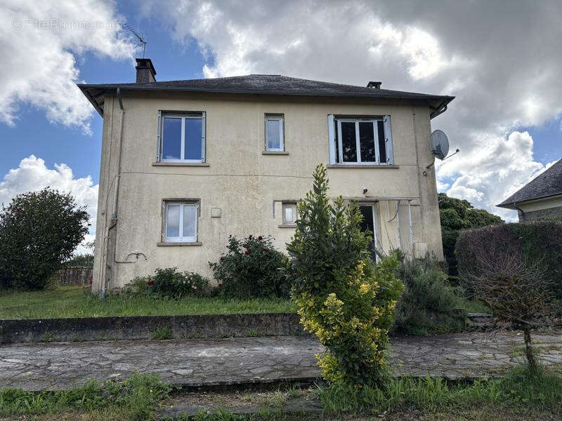 Maison à MASSERET