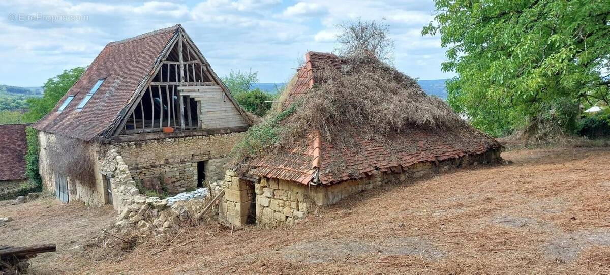 Maison à BADEFOLS-D&#039;ANS