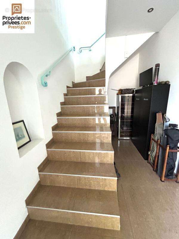 Appartement à SAINT-CYR-SUR-MER