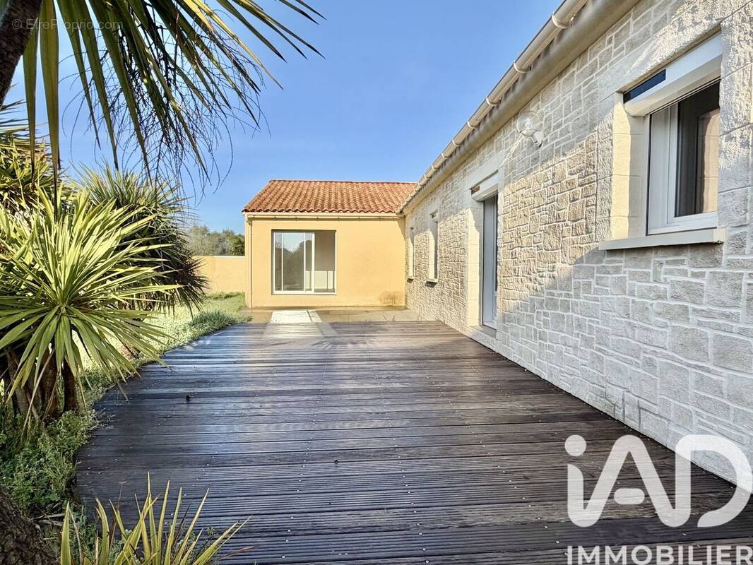Photo 1 - Maison à SAINT-LUMINE-DE-CLISSON