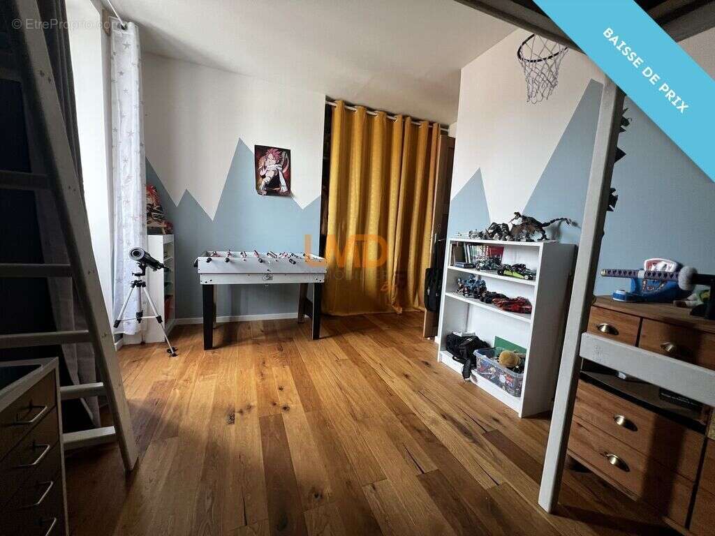 Maison à DECAZEVILLE