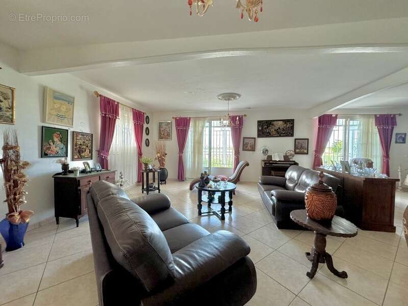 Maison à SAINT-FRANCOIS