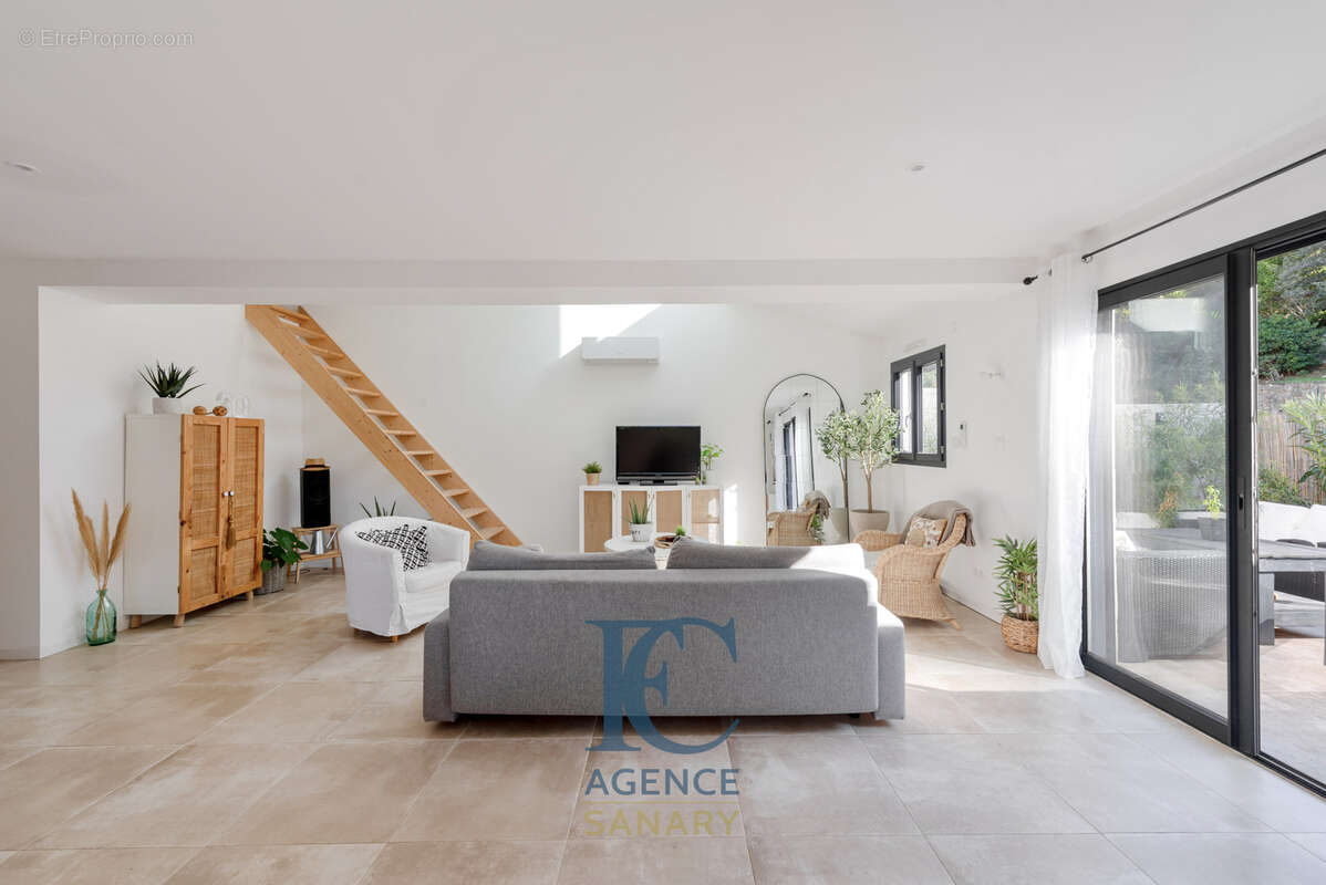 Maison à SANARY-SUR-MER