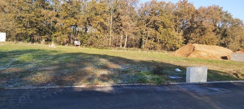 Terrain à LA SUZE-SUR-SARTHE