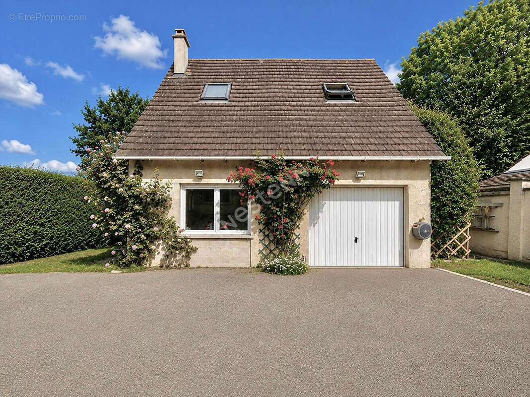 Maison à VIARMES