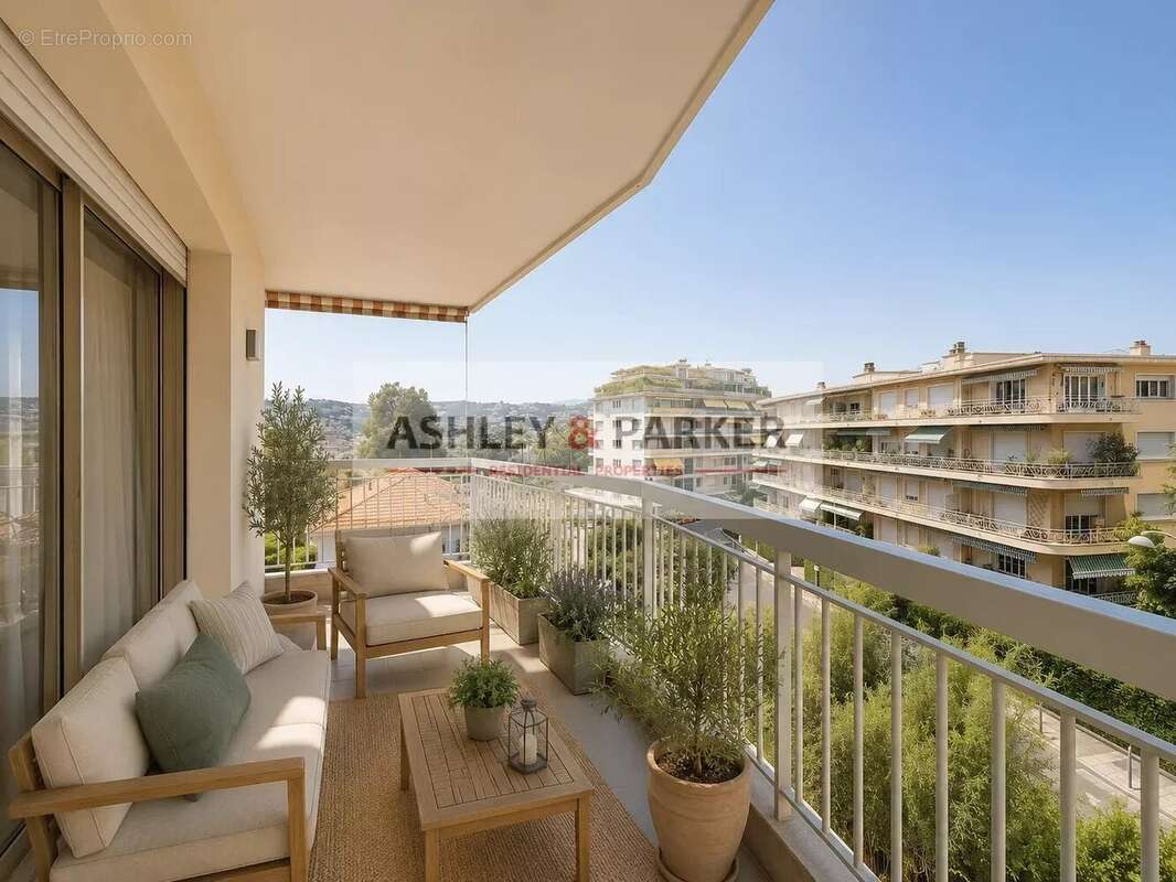 Appartement à NICE