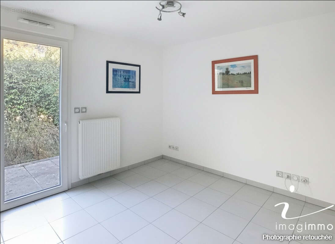 Appartement à JUVIGNAC