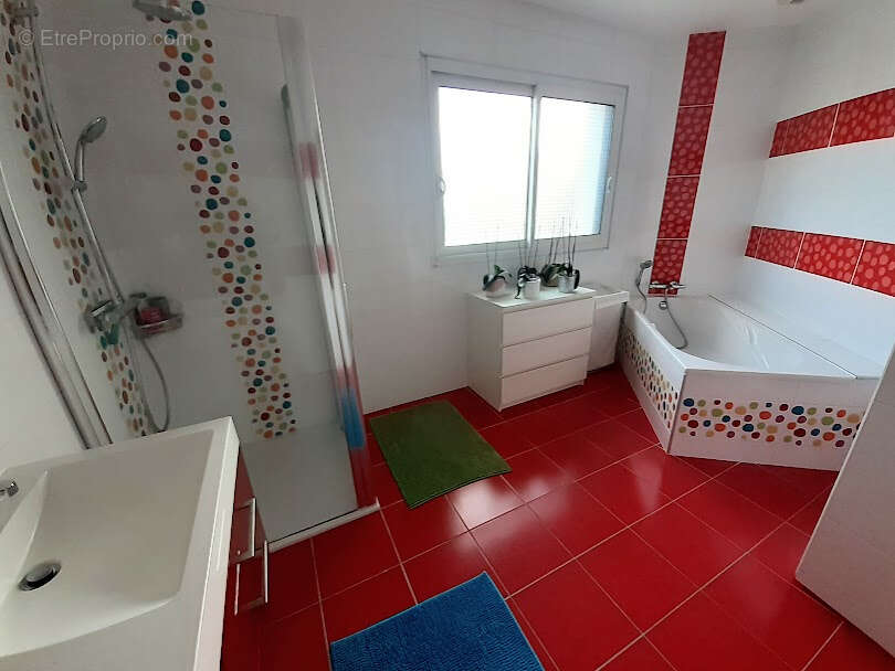 Maison à SAINT-DIVY