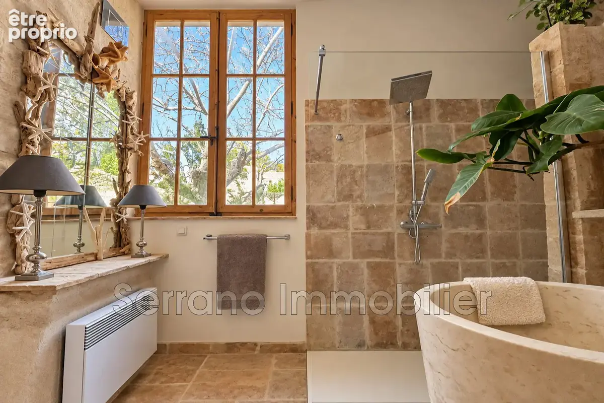 Maison 7 pièces 135 m² à vendre à Beaucaire (30300) - photo 6