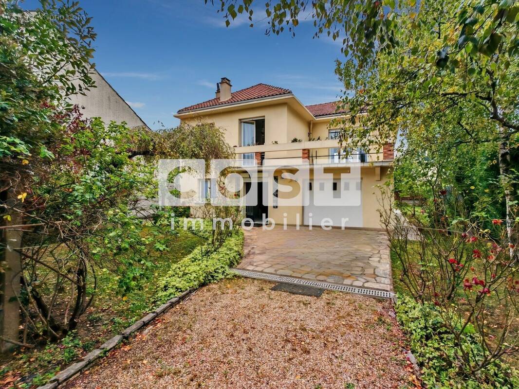 Maison à COLOMBES