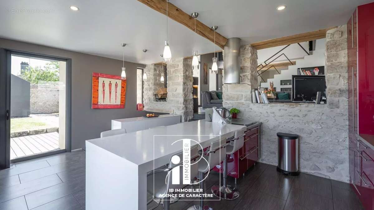 Maison à MORET-SUR-LOING