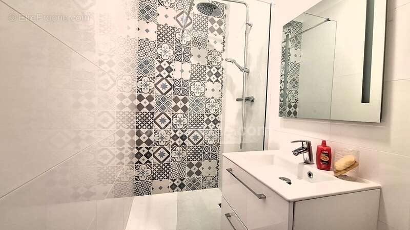 Appartement à IVRY-SUR-SEINE