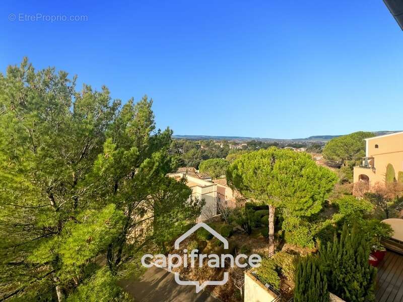 Domaine de Pont royal, spacieux et lumineux appartement de 40 m2,belle vue, localisé en angle, une chambre,  grande loggia terra - photo 15