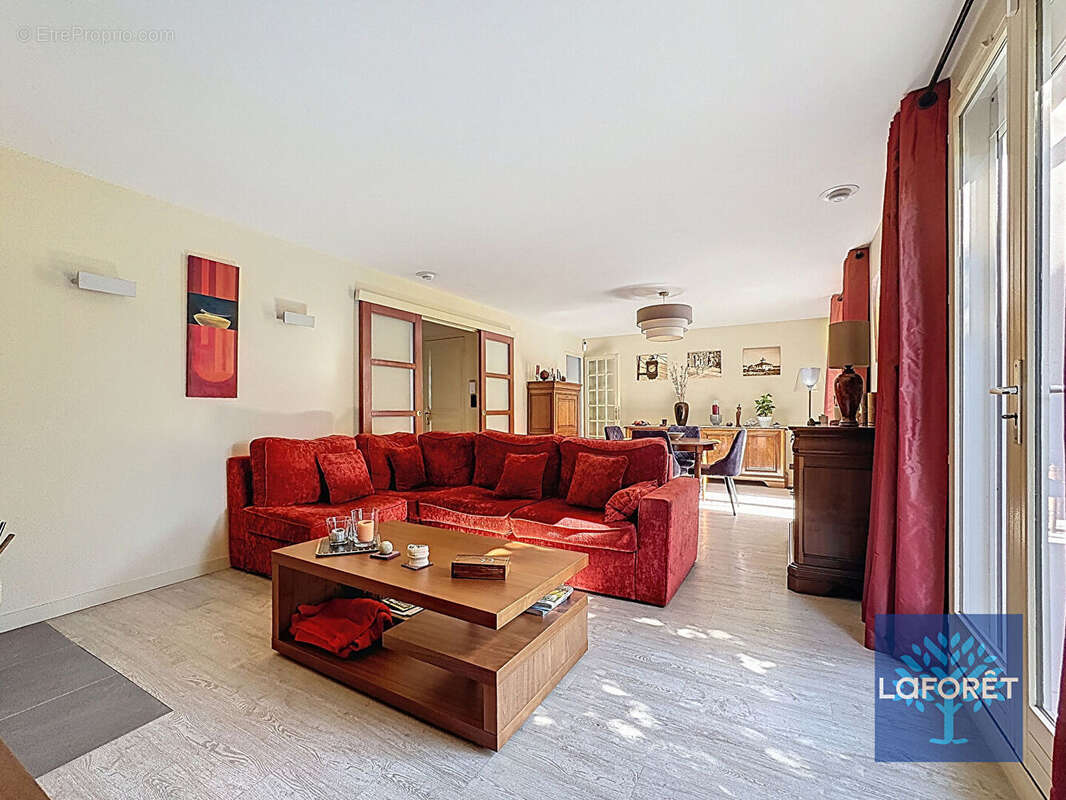 Maison à CHILLY-MAZARIN