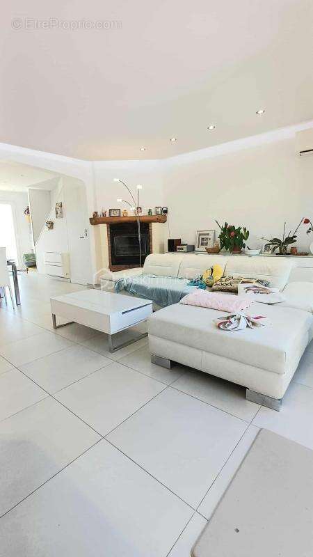 Maison à SAINT-GELY-DU-FESC