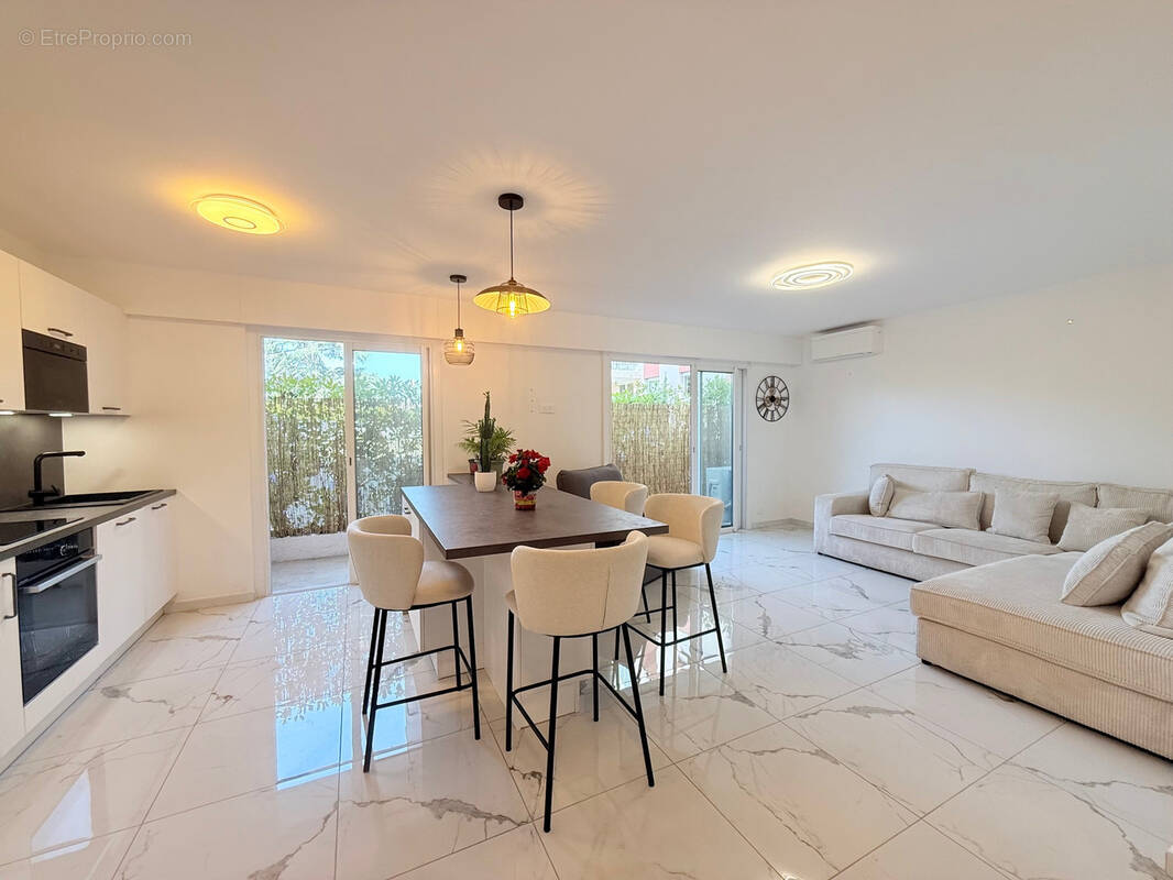 Appartement à CANNES