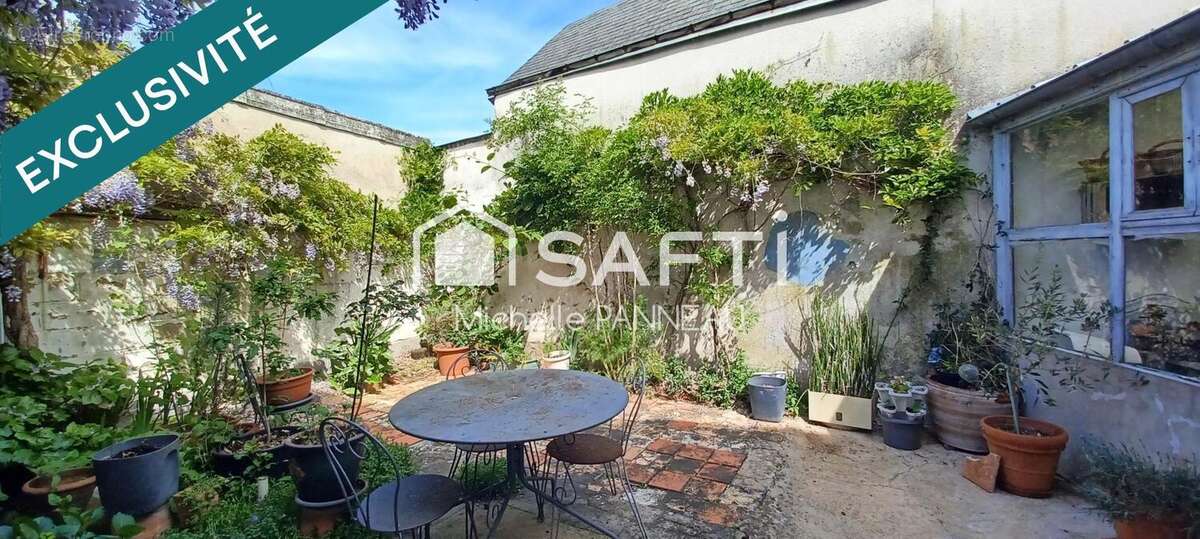 Maison 110 m² à Mayet  - photo 2