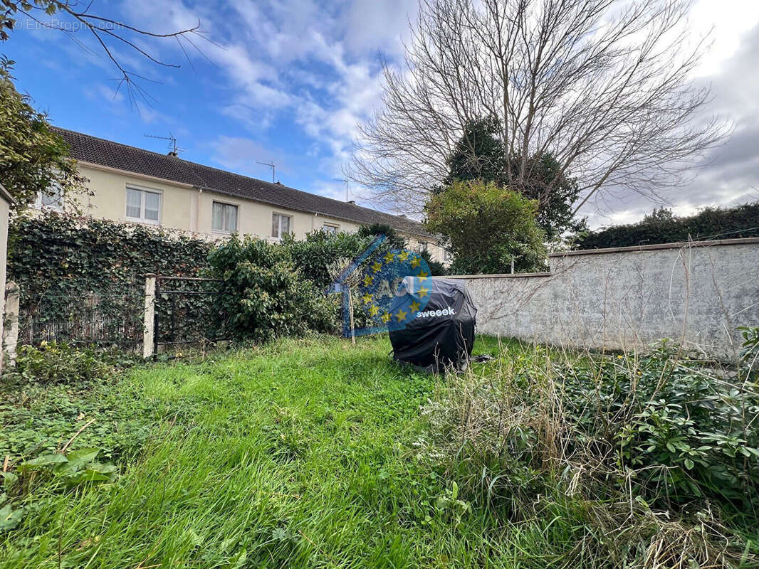 Maison à MANTES-LA-VILLE