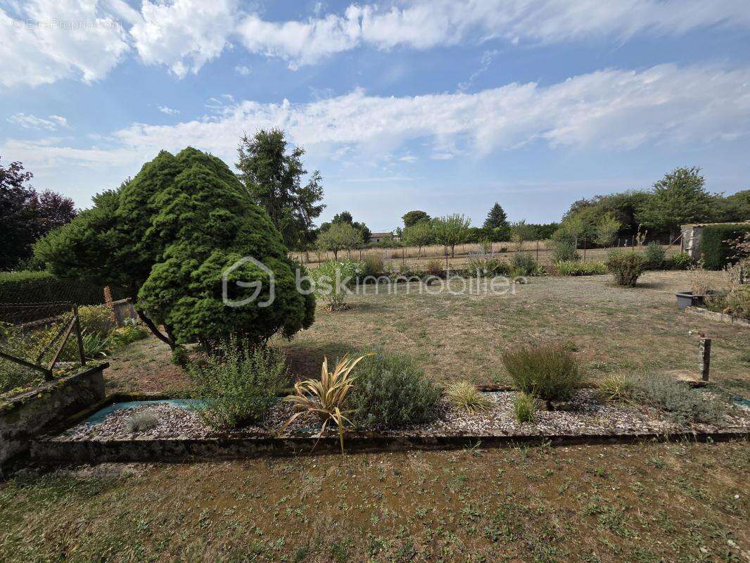 Maison à LA MAGDELEINE