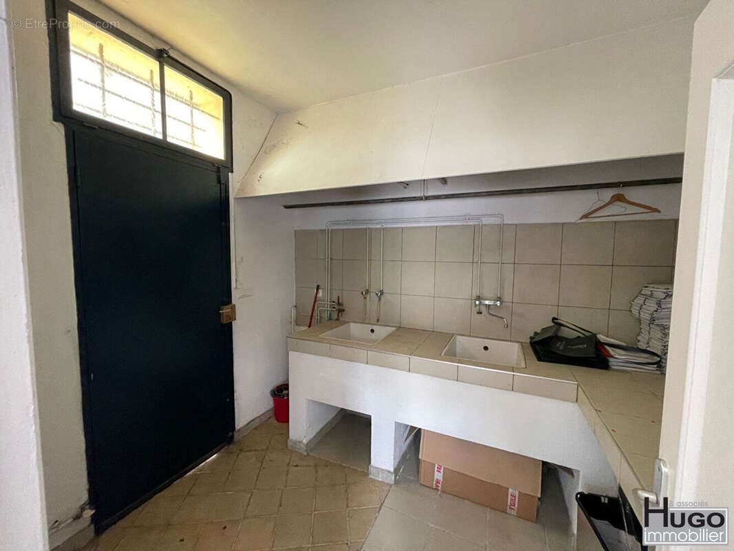 Commerce à BORDEAUX