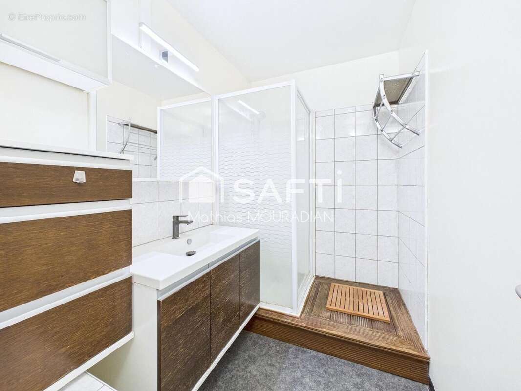 Photo 9 - Appartement à VILLEJUIF