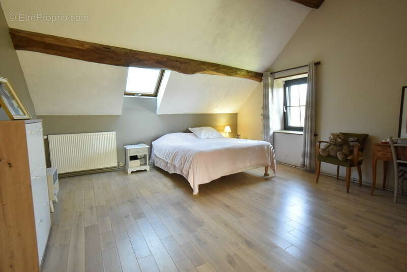 n°6 - Maison à GIVRY