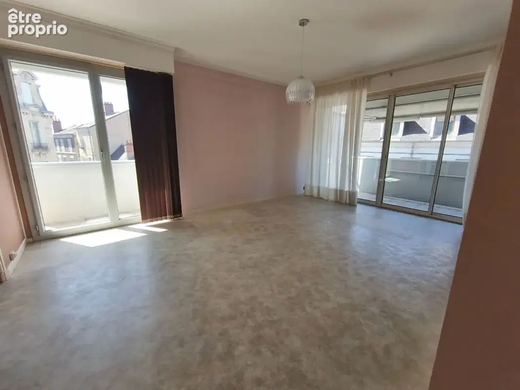 A NEVERS (58000) Appartement 3 pièces 85.80 m2 + cave - photo 7