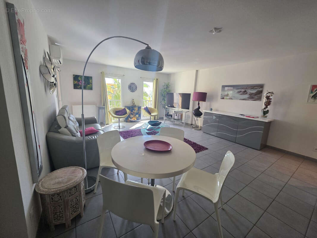 Appartement à JUVIGNAC