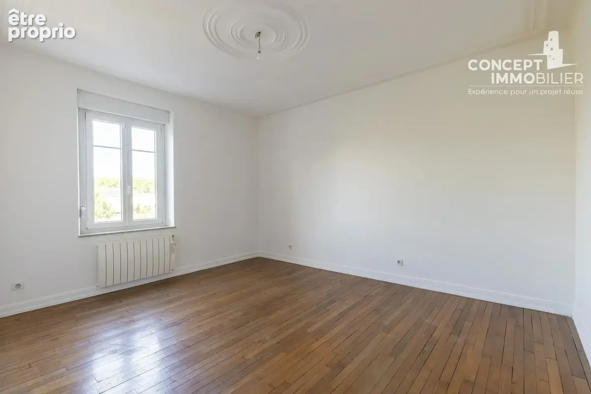 Maison de caractère – 180 m² – Terrasse et combles aménageables - photo 9