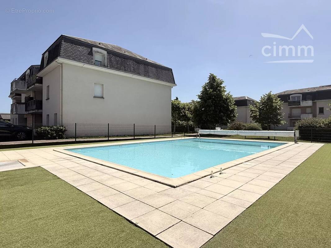 Appartement à LA CHAUSSEE-SAINT-VICTOR