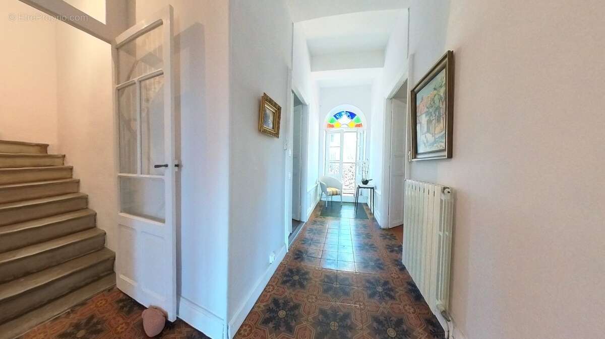 Maison à SAINT-THIBERY