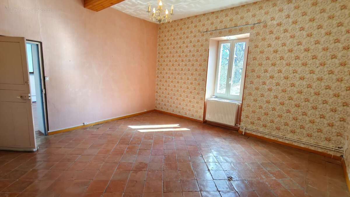 Maison à LOUPIA