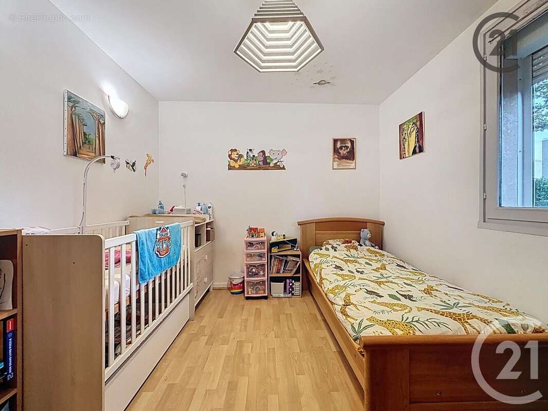 Appartement à SAVIGNY-LE-TEMPLE