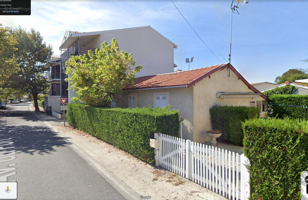 Maison à ARES