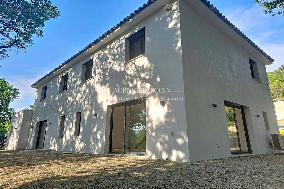 Maison à SALERNES