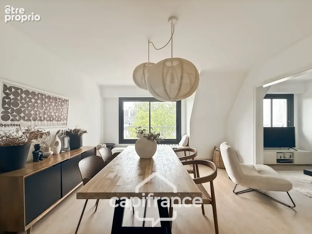 À VENDRE PONTIVY – Appartement rénové de plus de 73 m² au dernier étage, à 500 m du centre-ville - photo 3