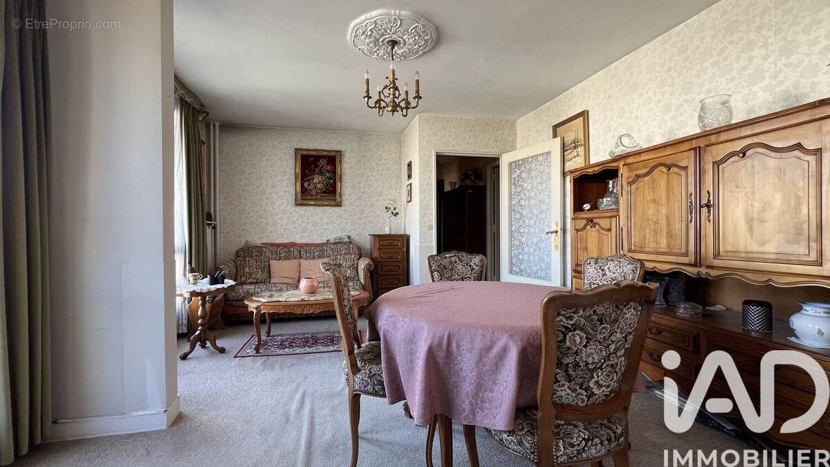 Photo 1 - Appartement à PANTIN