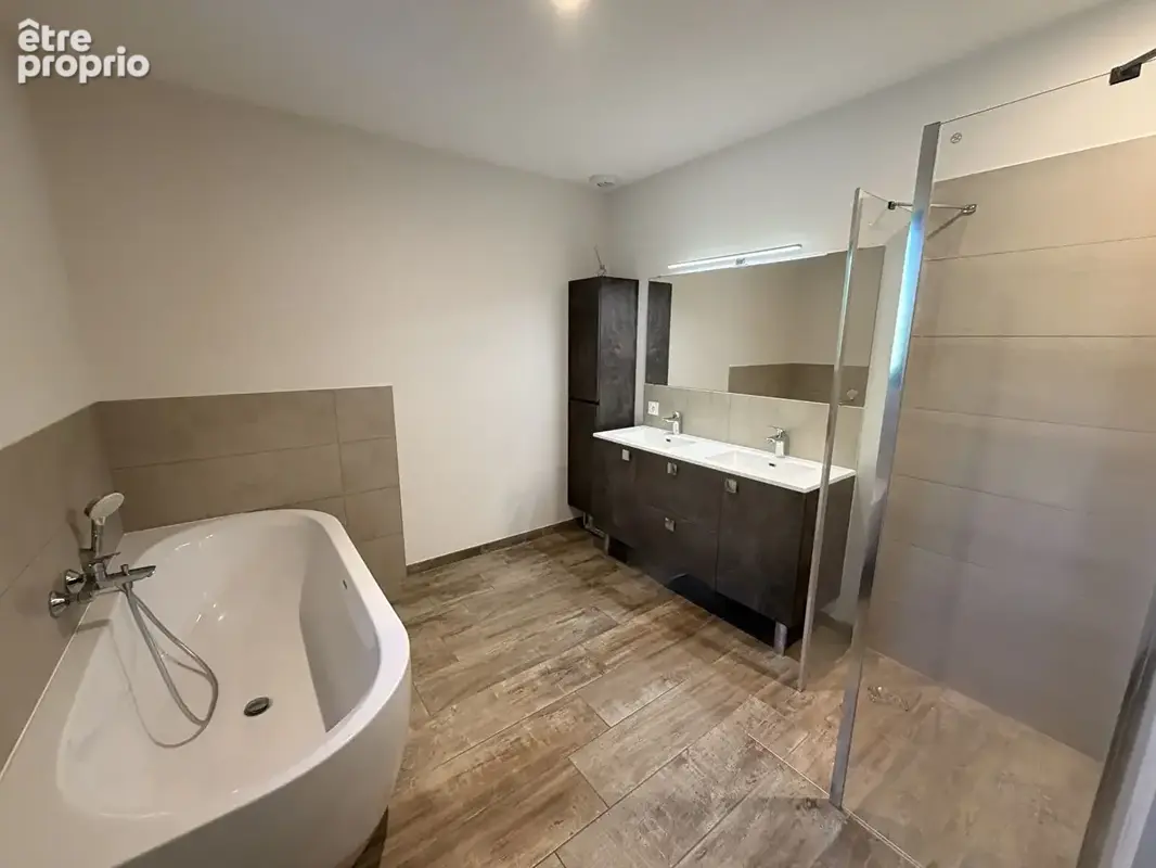 À châtillon-sur-chalaronne, magnifique villa contemporaine avec vue dégagée et espace bien-être - photo 10