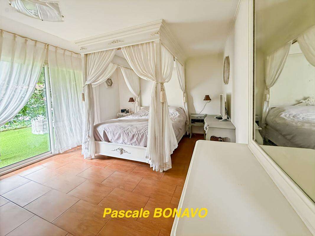 Maison à VENDAYS-MONTALIVET