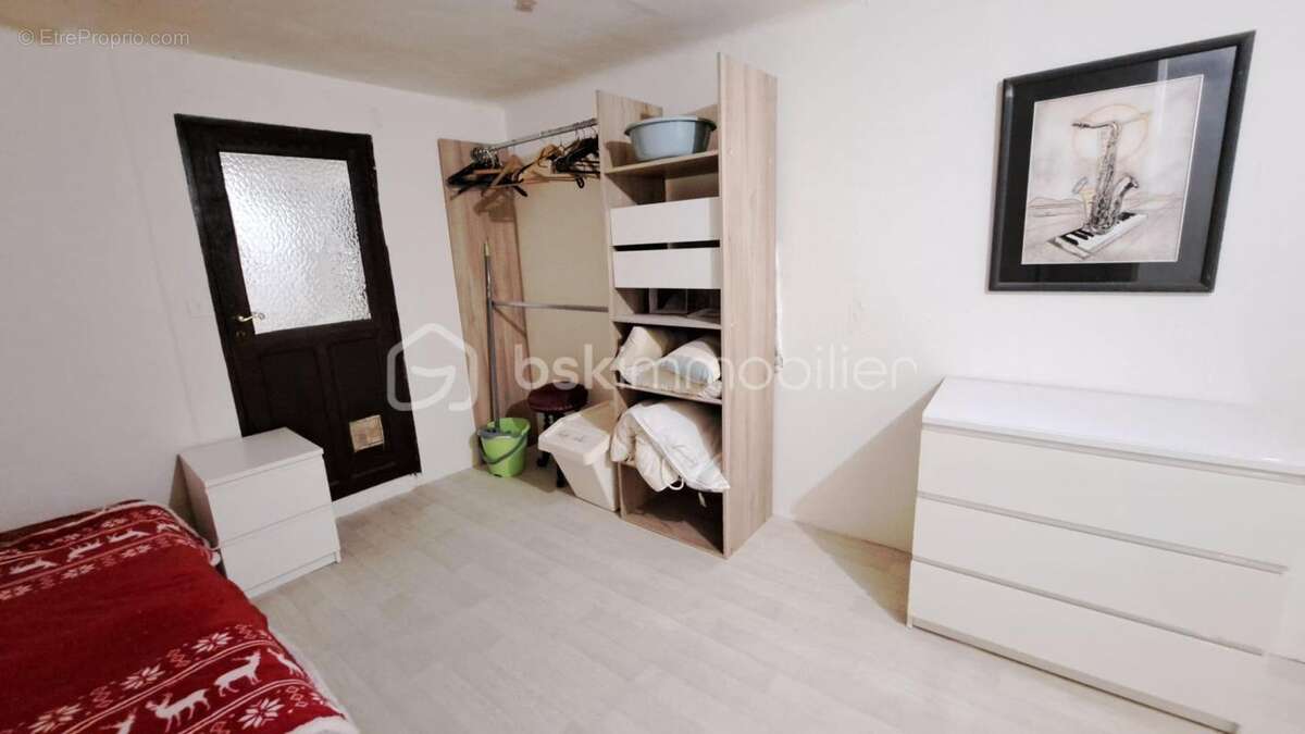 Appartement à LORGUES