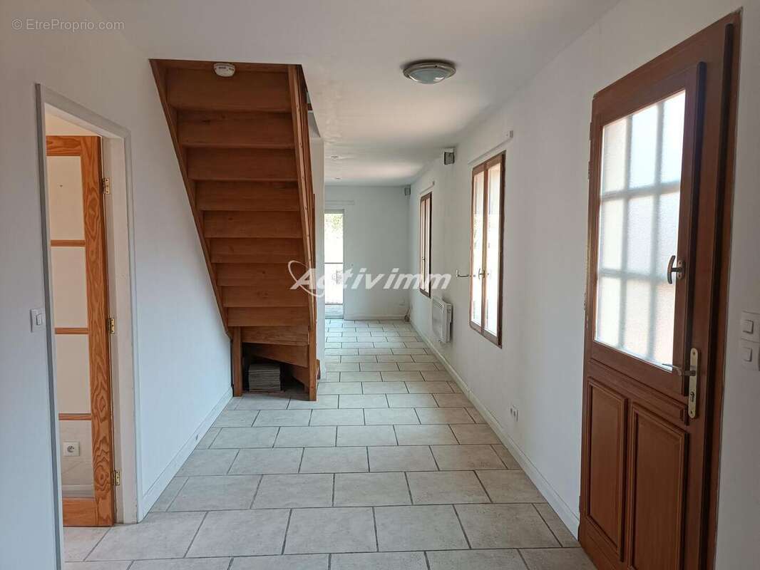 4267 4 - Maison à AUBIN-SAINT-VAAST